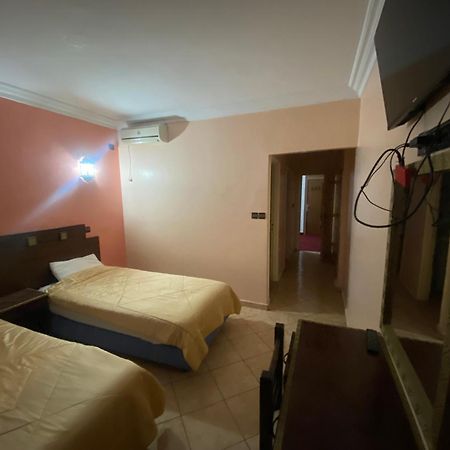 Merry Hotel อกาดีร์ ภายนอก รูปภาพ